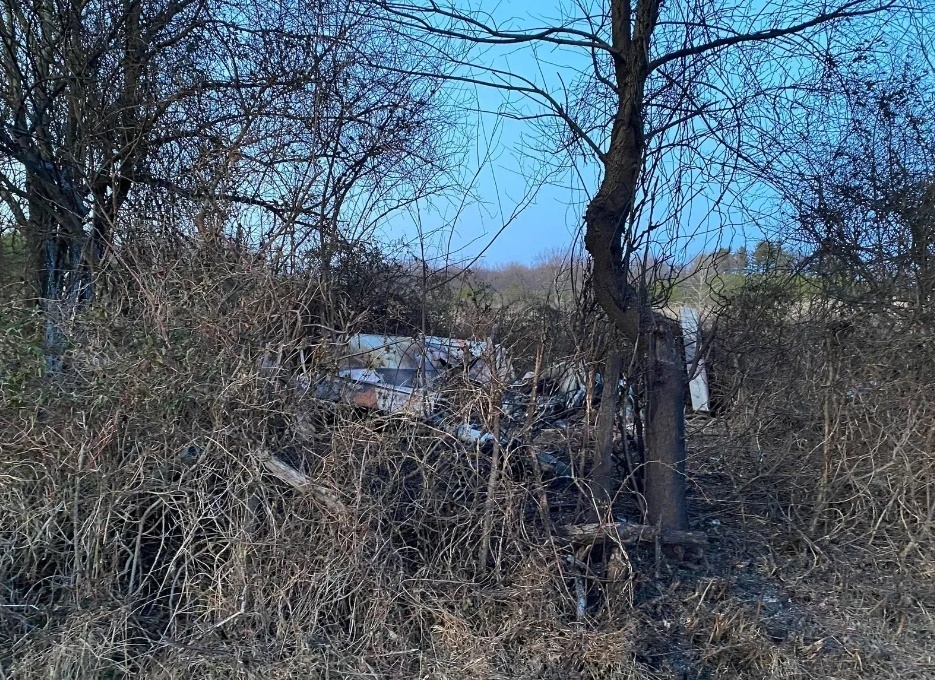 一小型飞机在美国俄亥俄州坠毁 致3人死亡