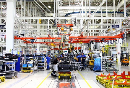 中央发布引导大规模设备更新和消费品以旧换新 带动机械设备等多个相关板块长期发展