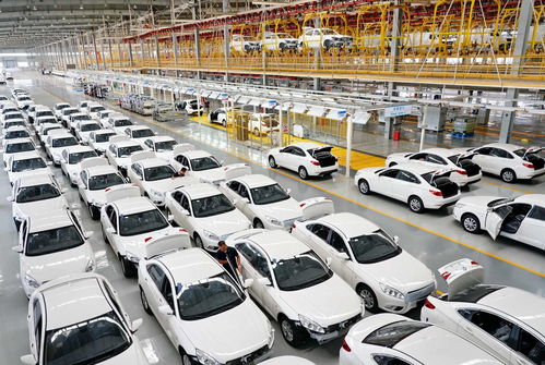 新能源汽车板块表现强势，超20股涨停，三大领域是布局重点